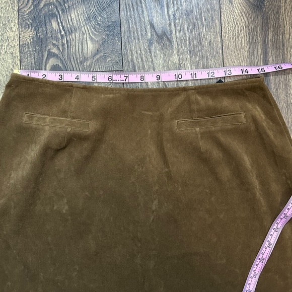 Vintage Express Brown Suede Mini Skirt Women’s Size 11/12 Y2K 90s Style - Picture 5 of 5
